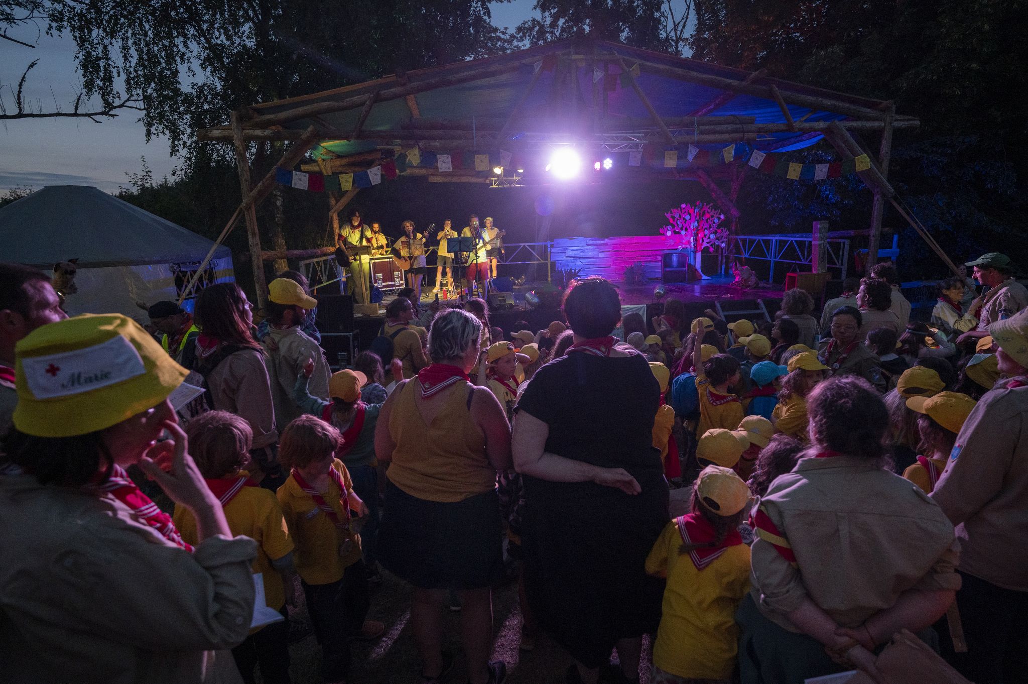 20220806145429-3ade7edb